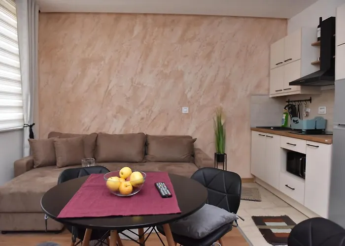 Start Lux Apartamento *